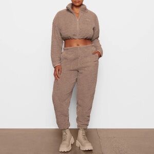 Skims By kim Kardashian Teddy Zip Up Crop Jacket & Joggers Set